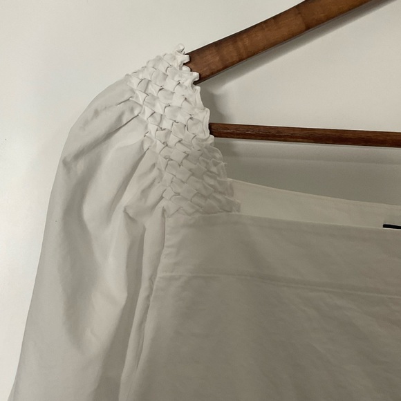 Lafayette 148 New York Beautiful Feminine White Eyelet Cotton Blouse size XL. - Picture 6 of 15